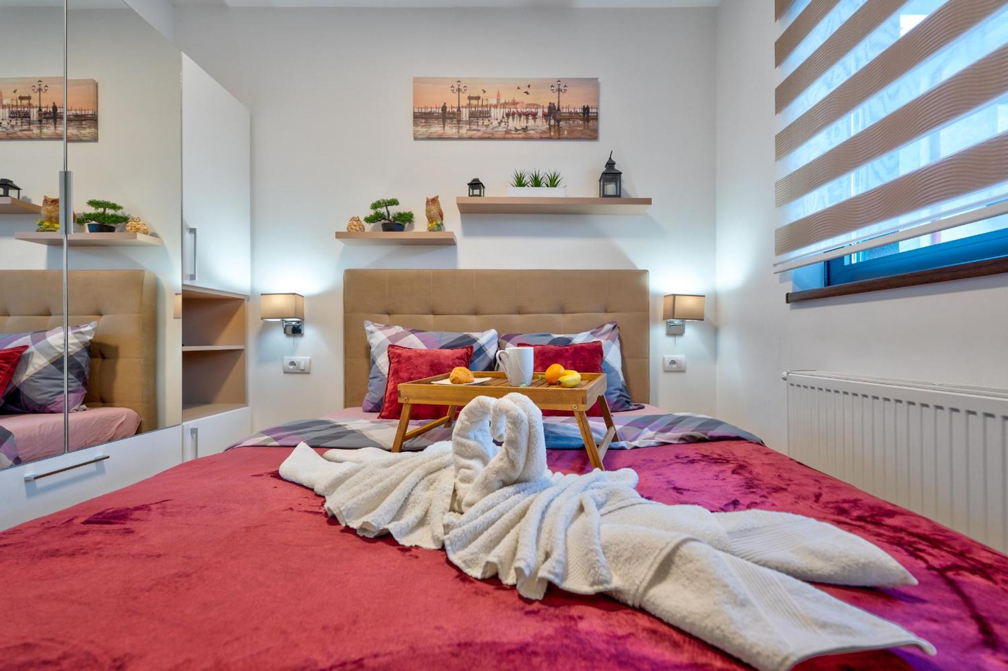 Aroma Apartmani ซลาตีบอร์ ภายนอก รูปภาพ