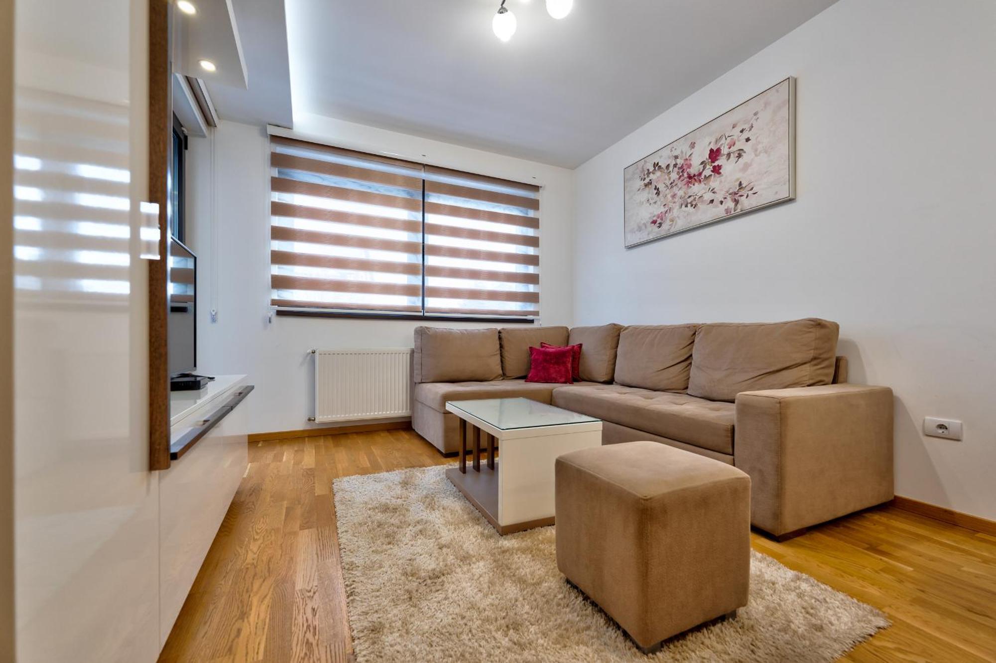Aroma Apartmani ซลาตีบอร์ ภายนอก รูปภาพ