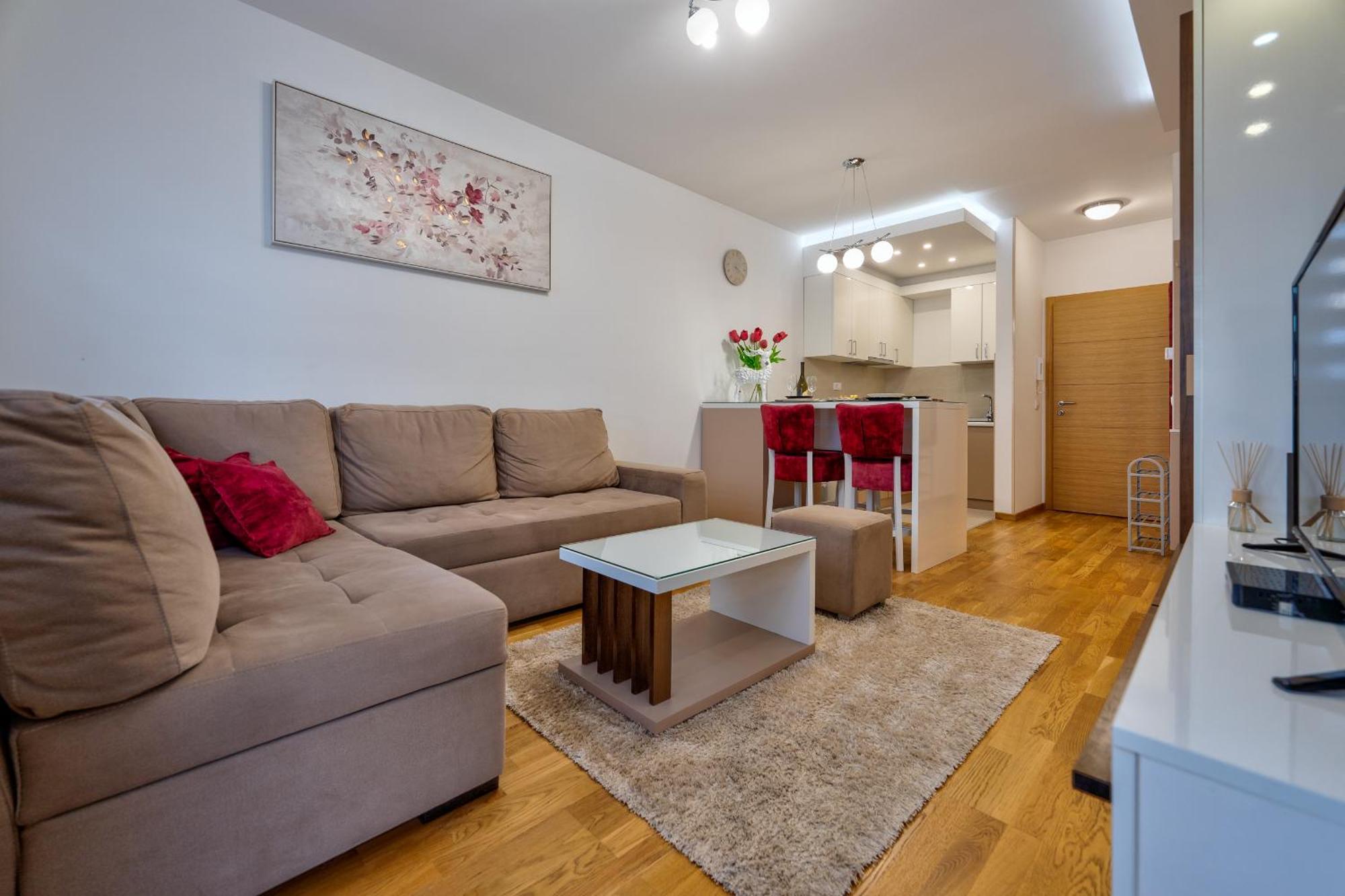 Aroma Apartmani ซลาตีบอร์ ภายนอก รูปภาพ