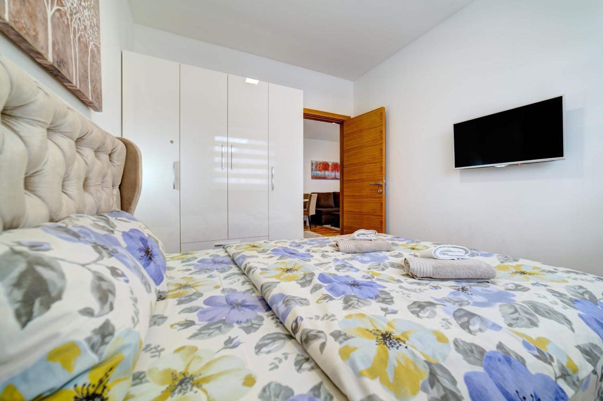Aroma Apartmani ซลาตีบอร์ ภายนอก รูปภาพ